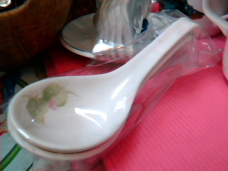 瓷湯匙