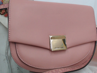 品牌包包-9成新