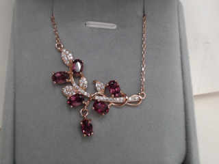 天然紅石榴項鍊