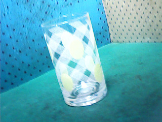玻璃杯
