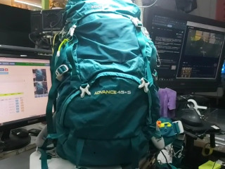 45+5登山背包