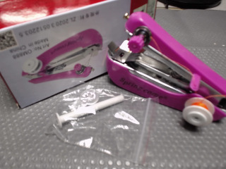 手持式迷你縫紉機