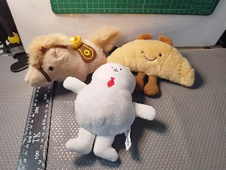 毛絨玩偶