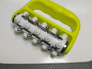 手持式按摩滾輪