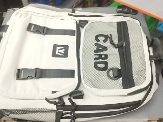 運動雙肩包