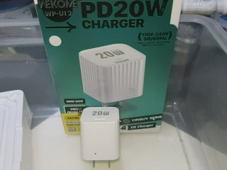 PD20W充電器