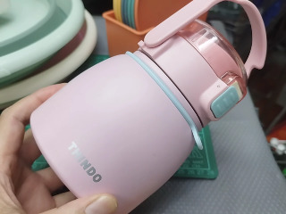 粉色水瓶