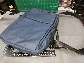 深藍單肩包