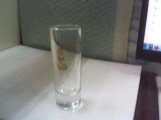 玻璃杯