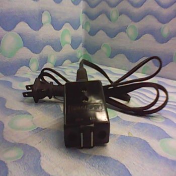 電源線