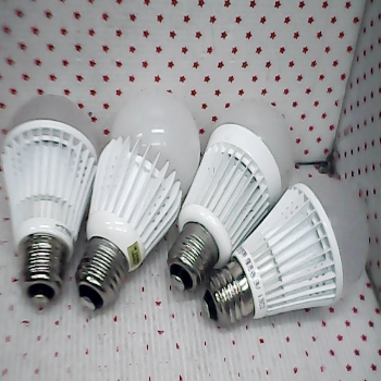 LED燈泡(黃光)-單售